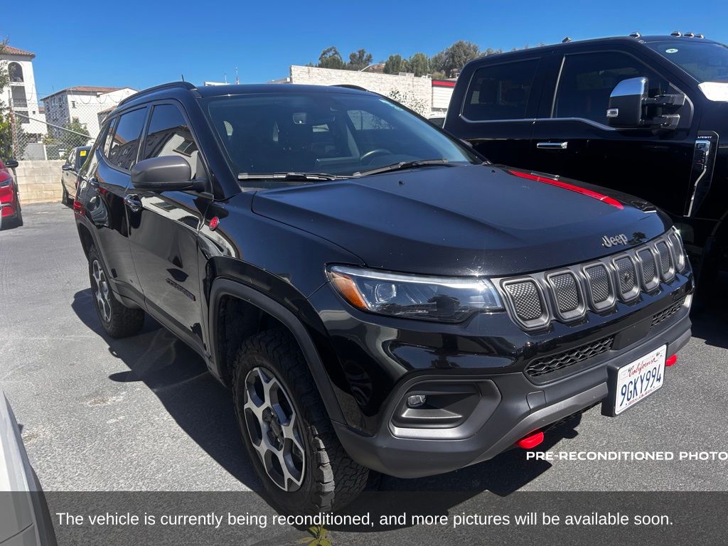 2022 Jeep Compass Trailhawk photo 3
