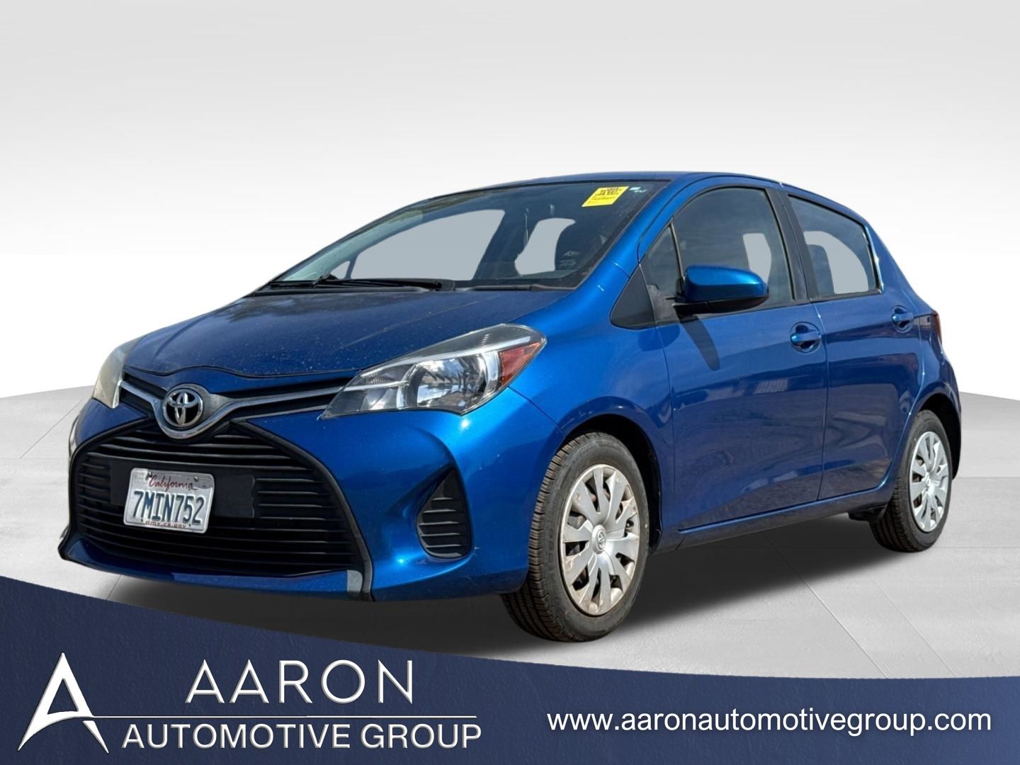 2015 Toyota Yaris L 5-Door Liftback AT's photo