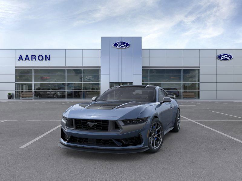 2024 Ford Mustang Dark Horse Deluxe photo 2
