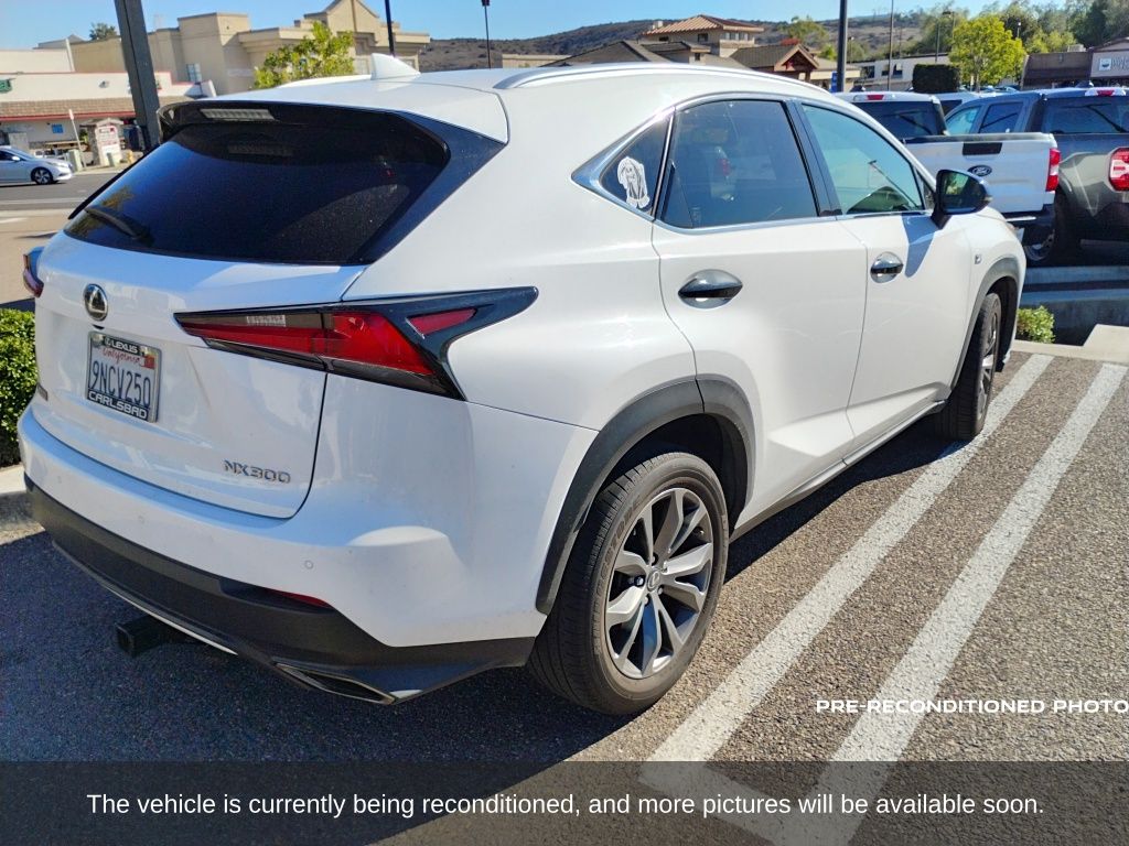2021 Lexus NX 300 F SPORT photo 3