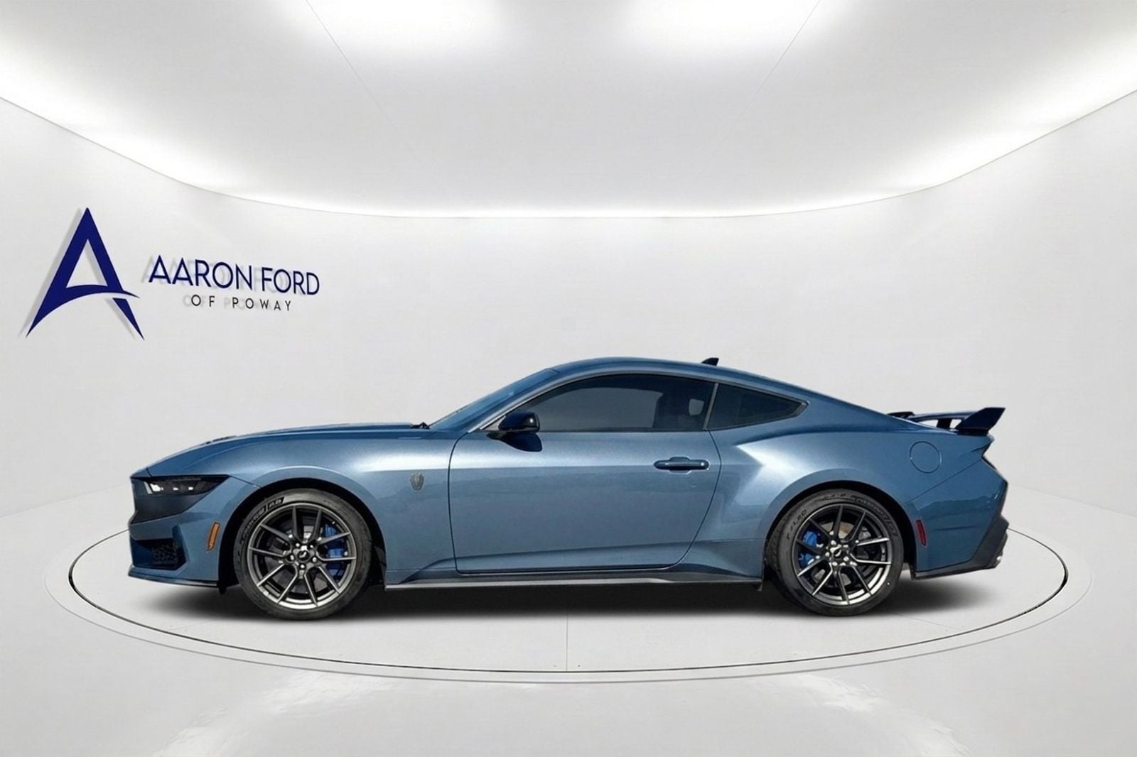 2025 Ford Mustang Dark Horse - Photo 2