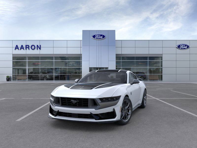 2024 Ford Mustang Dark Horse Deluxe photo 2
