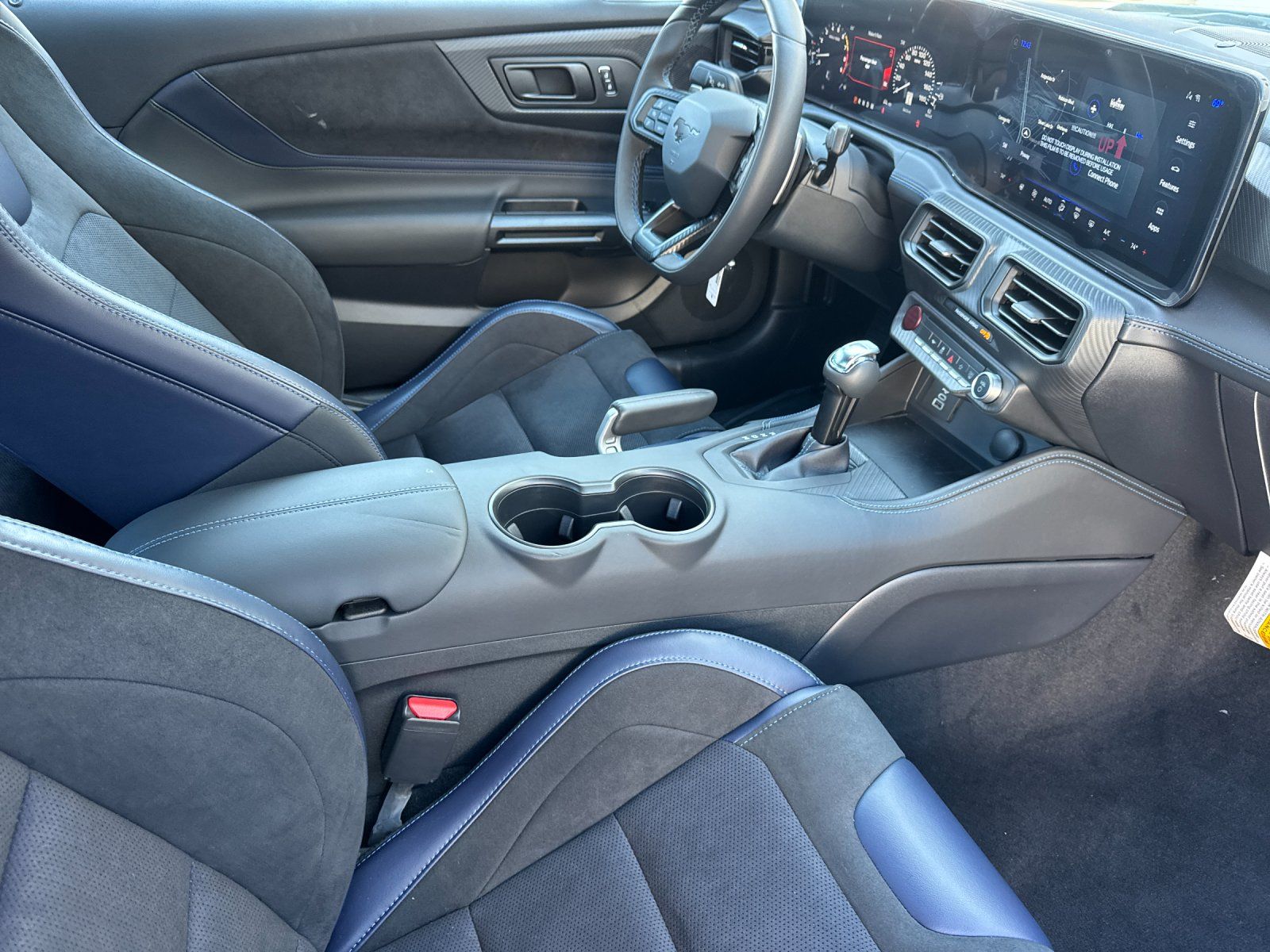 2025 Ford Mustang Dark Horse - Photo 16