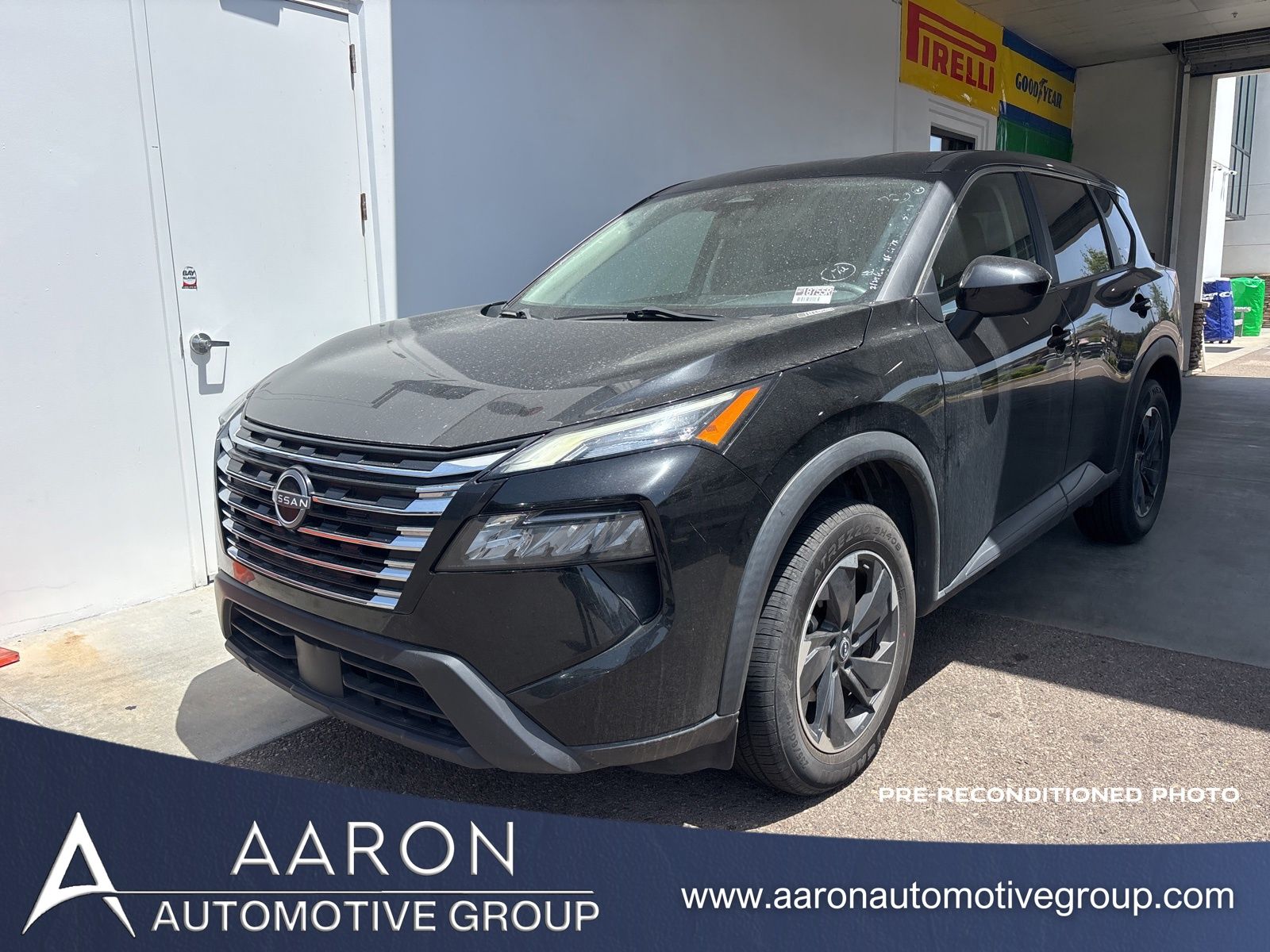 2024 Nissan Rogue SV FWD's photo