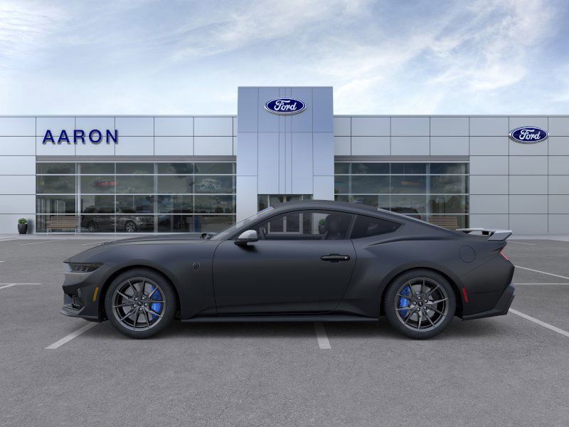 2025 Ford Mustang Dark Horse photo 3