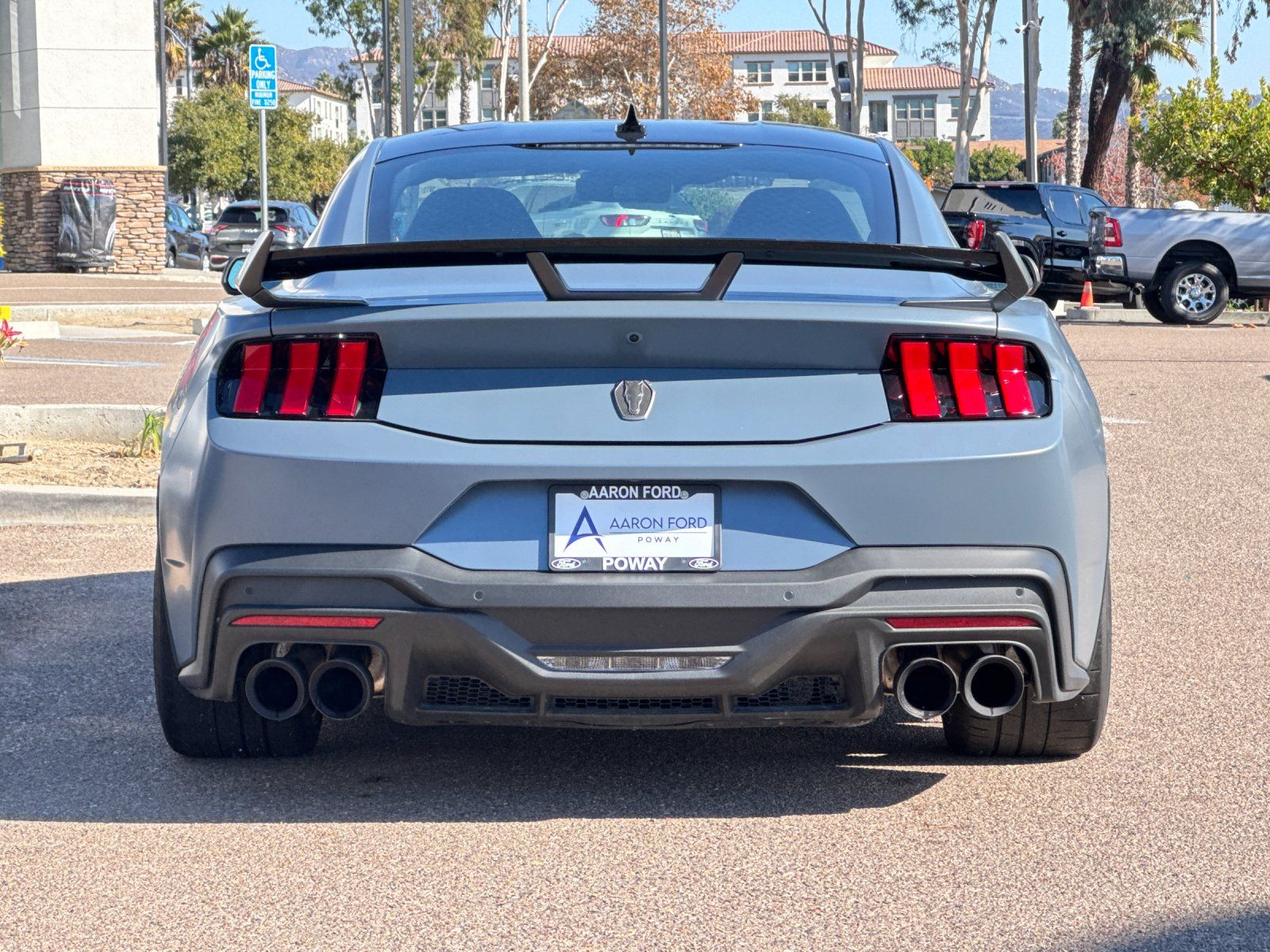 2025 Ford Mustang Dark Horse - Photo 5