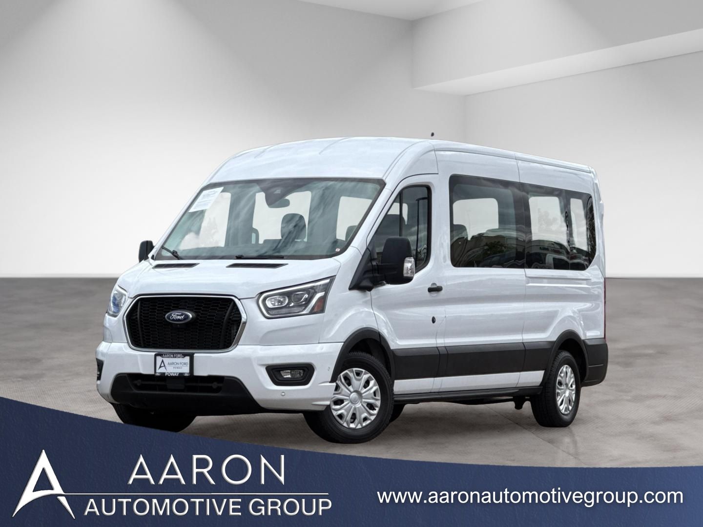 2023 Ford Transit 350 XLT Med Roof Sliding Pass. 148's photo