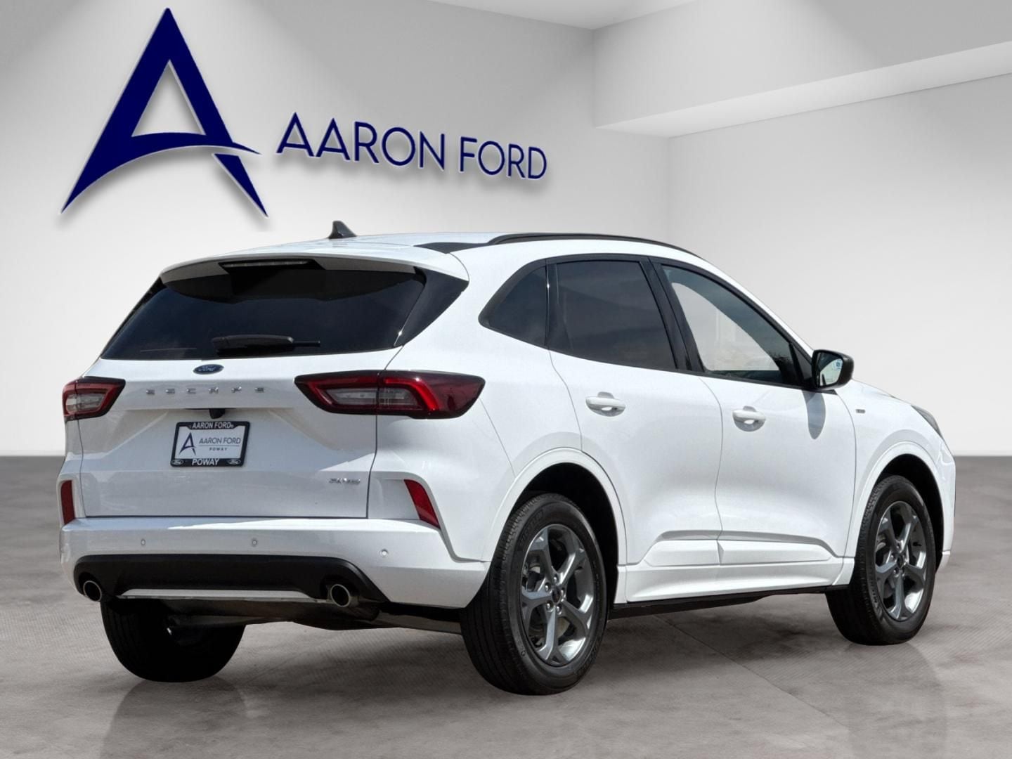 2023 Ford Escape ST-Line photo 5