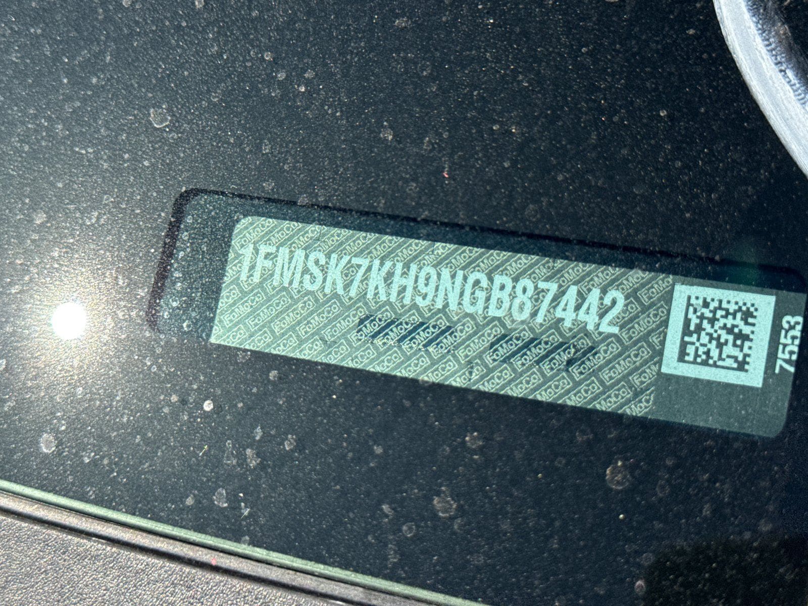 2022 Ford Explorer ST-Line photo 2