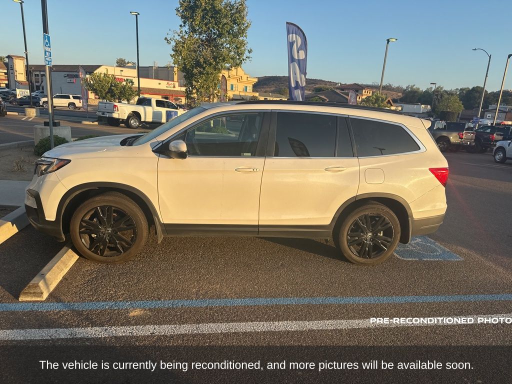 2022 Honda Pilot Special Edition photo 2