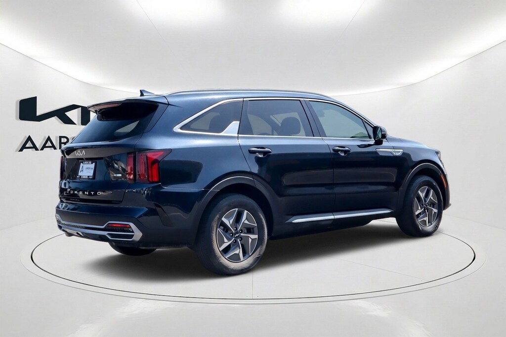 Used 2022 Kia Sorento Hybrid S SUV