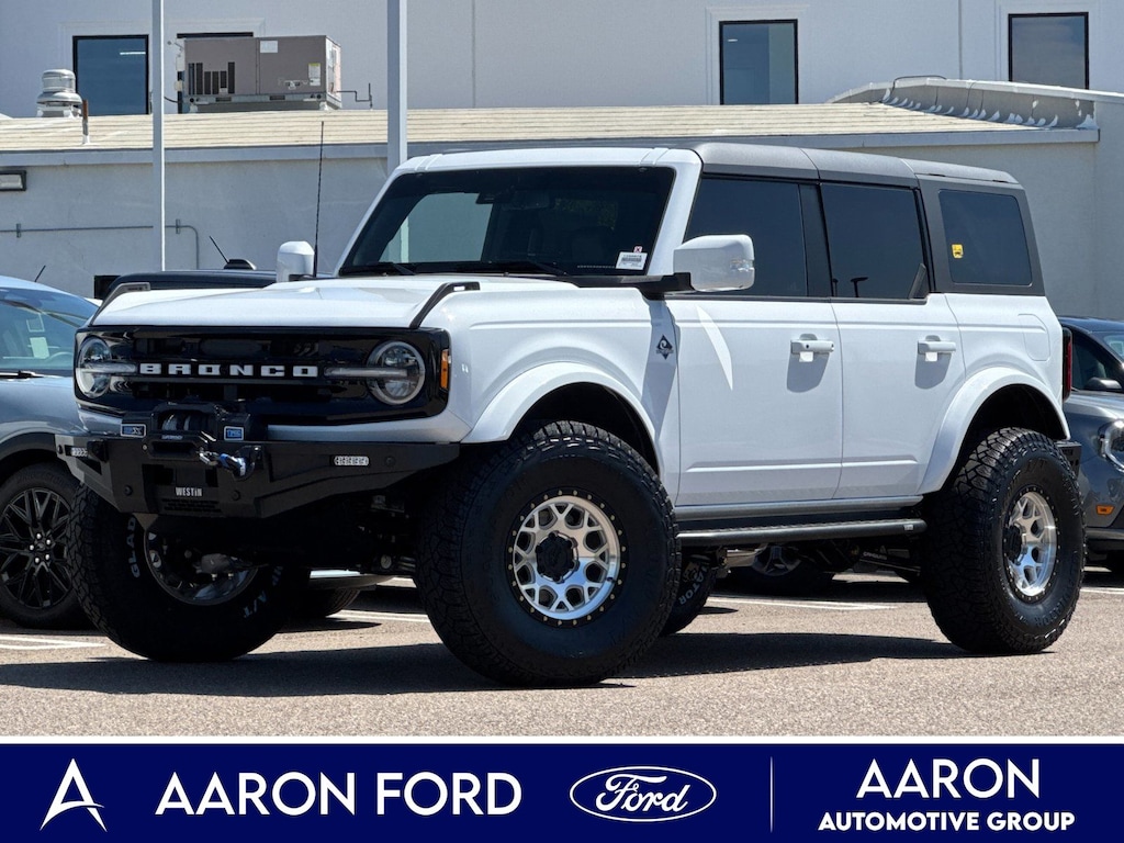 New 2025 Ford Bronco Outer Banks SUV