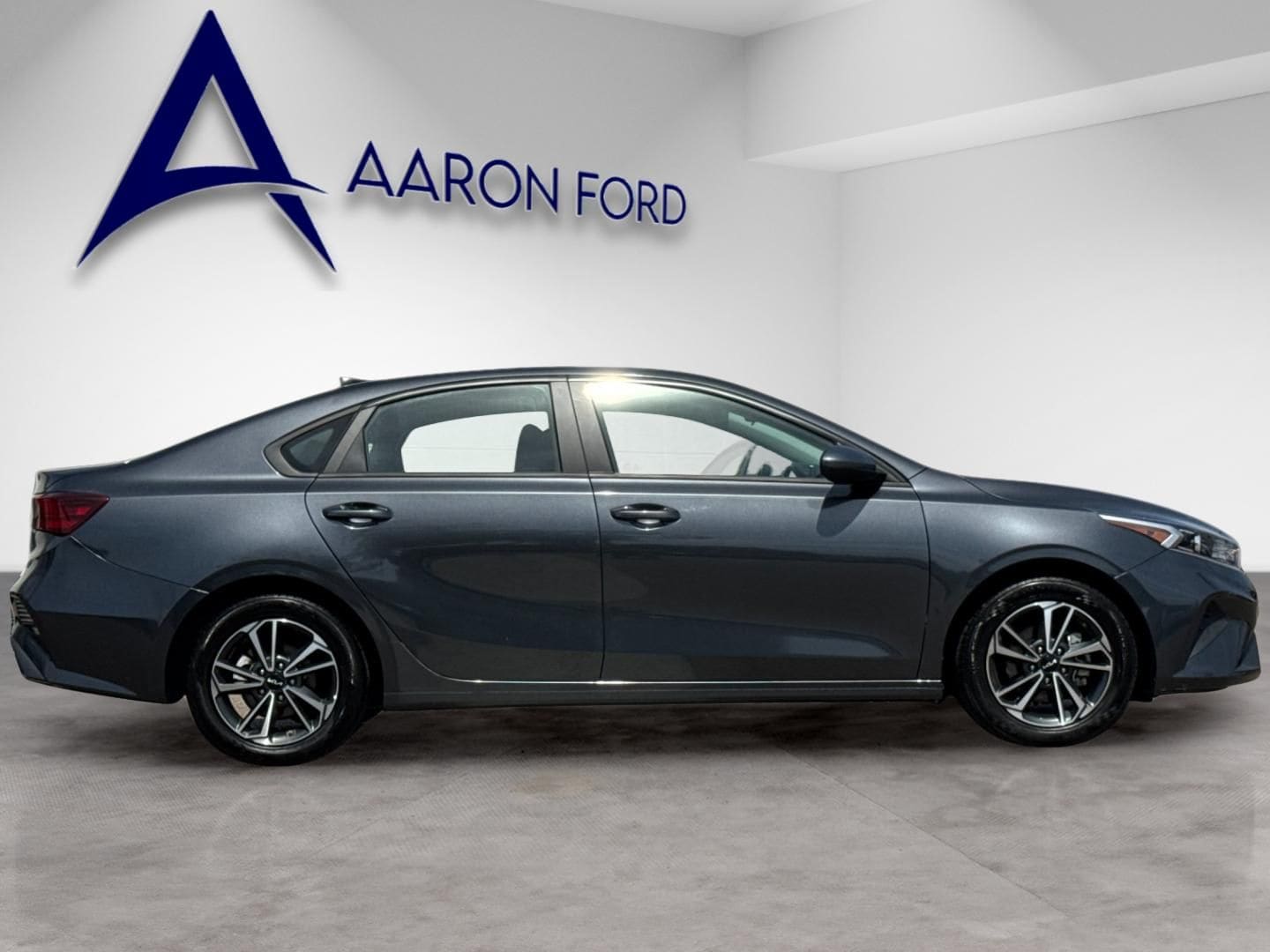 2023 Kia Forte LXS photo 6