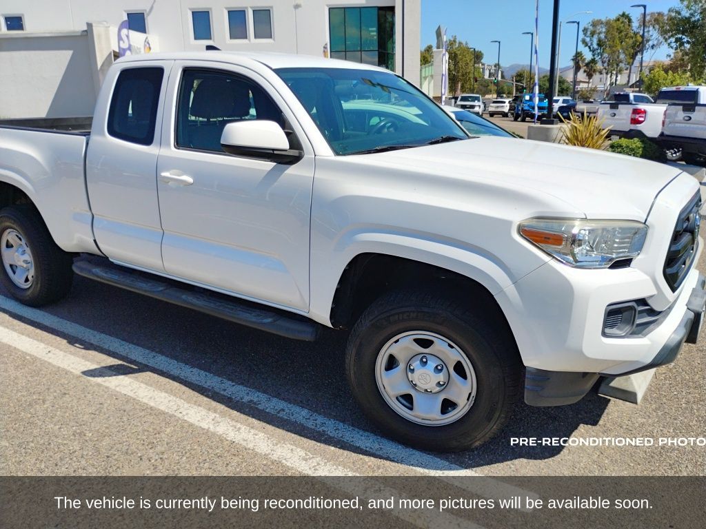 2017 Toyota Tacoma SR photo 2