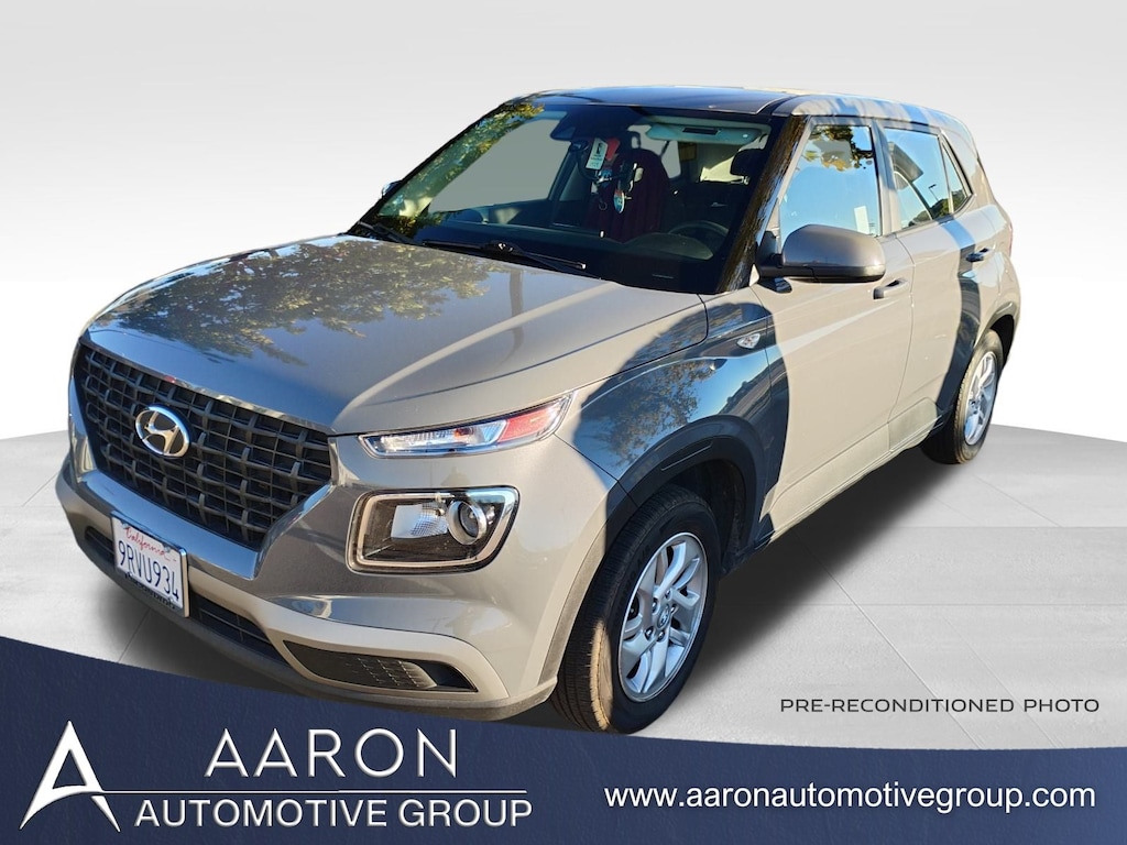 Used 2021 Hyundai Venue SE SUV