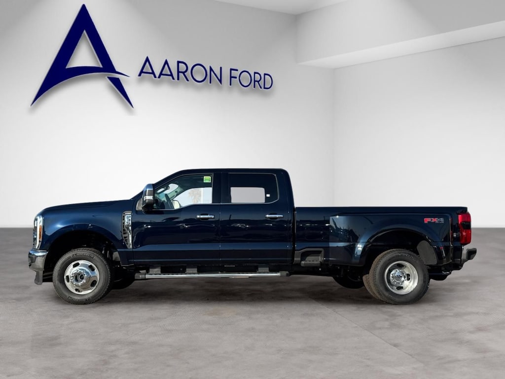 New 2025 Ford F-350SD Lariat DRW Truck