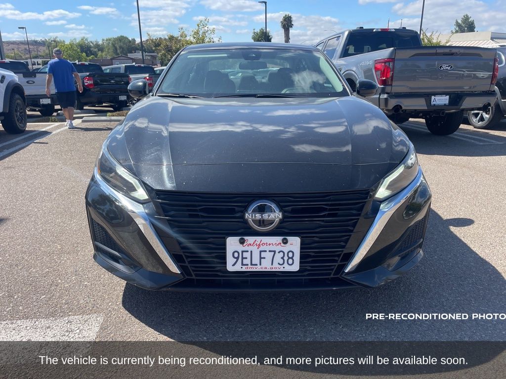 2023 Nissan Altima 2.5 SV photo 2