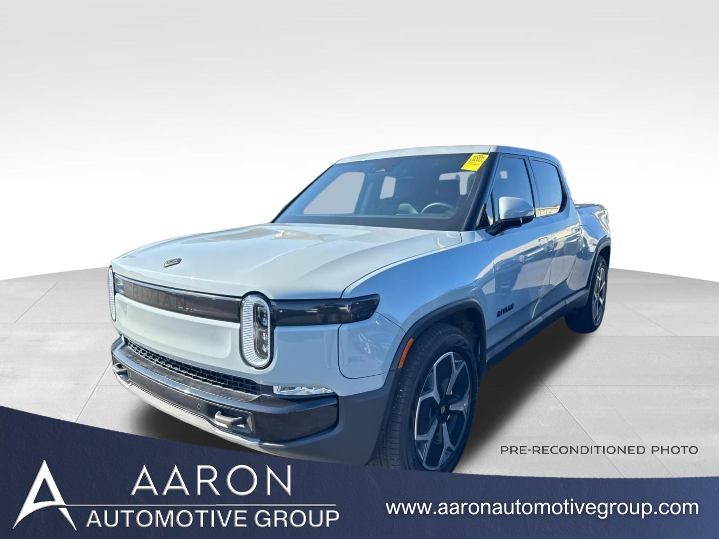 2022 Rivian R1T Adventure's photo