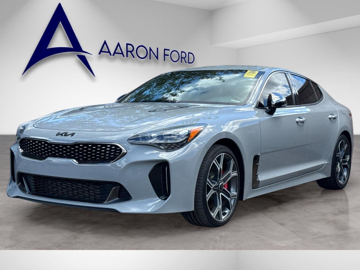 2018 Kia Stinger GT photo 2