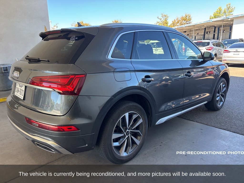 2023 Audi Q5 45 S line Premium Plus photo 4
