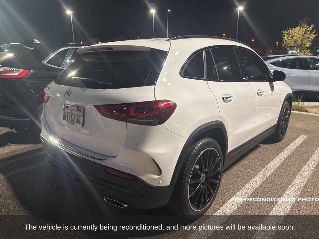 2021 Mercedes Benz GLA 250 photo 3