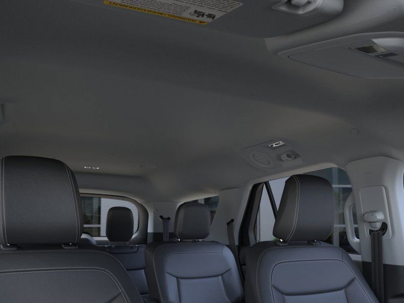 2024 Ford Explorer XLT photo 3