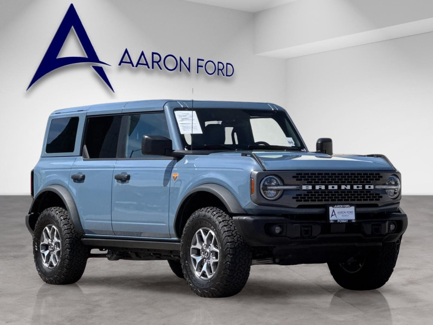 2025 Ford Bronco Badlands photo 3