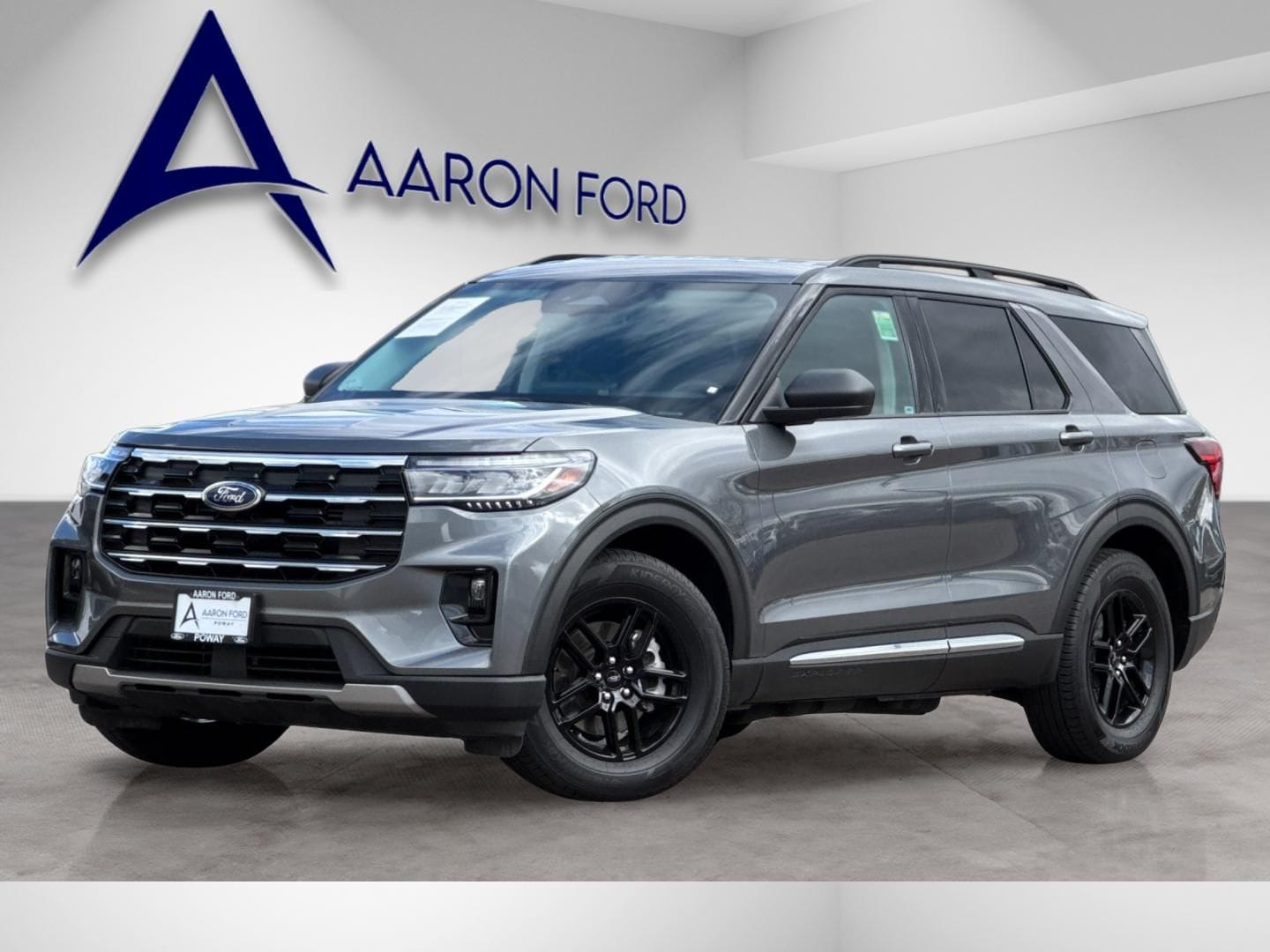 2025 Ford Explorer Active photo 2