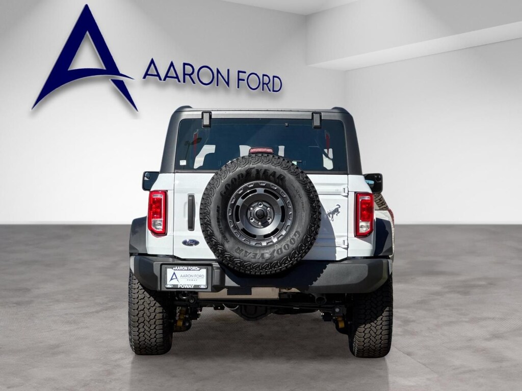 New 2025 Ford Bronco Base SUV