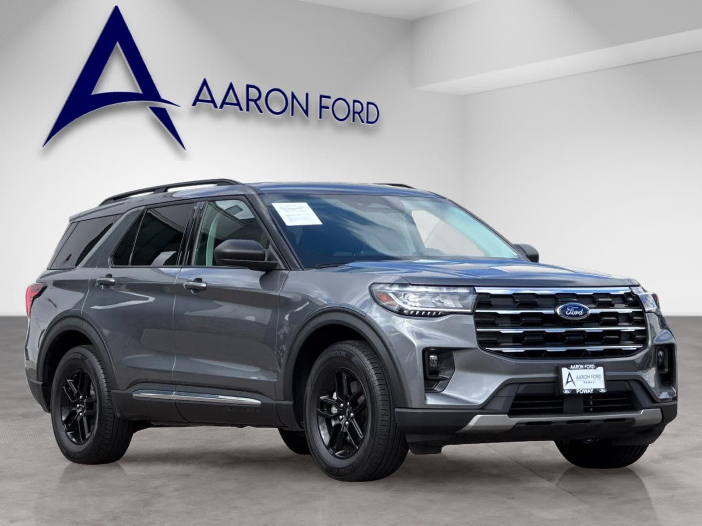 2025 Ford Explorer Active photo 3