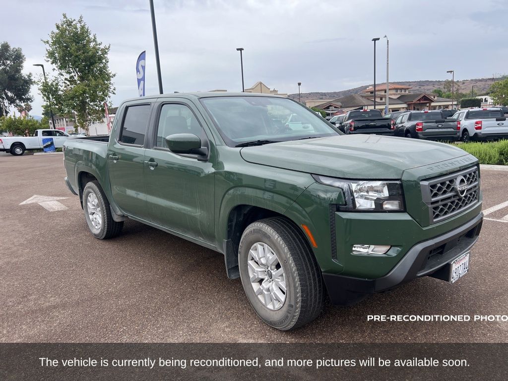 2024 Nissan Frontier SV photo 3