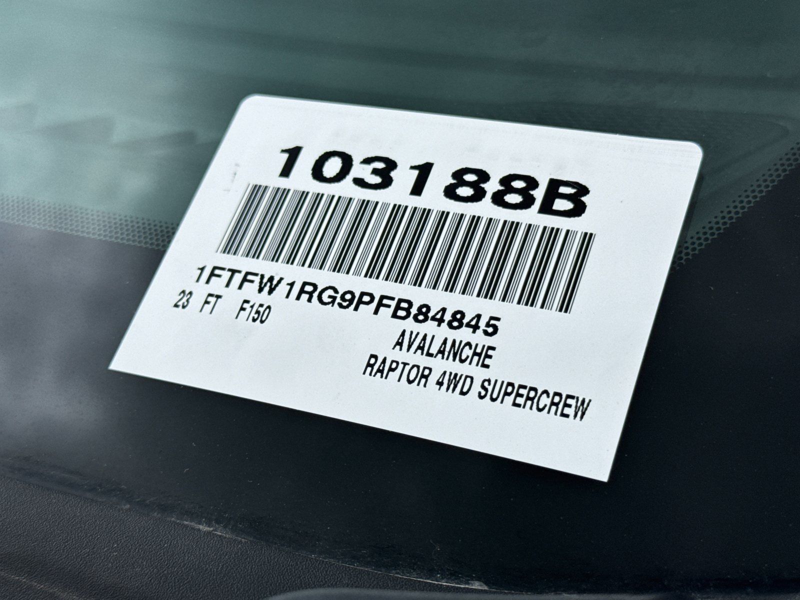 2023 Ford F-150 Raptor photo 2