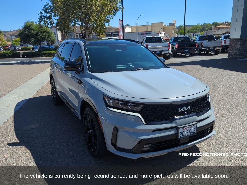 2022 Kia Sorento photo 2