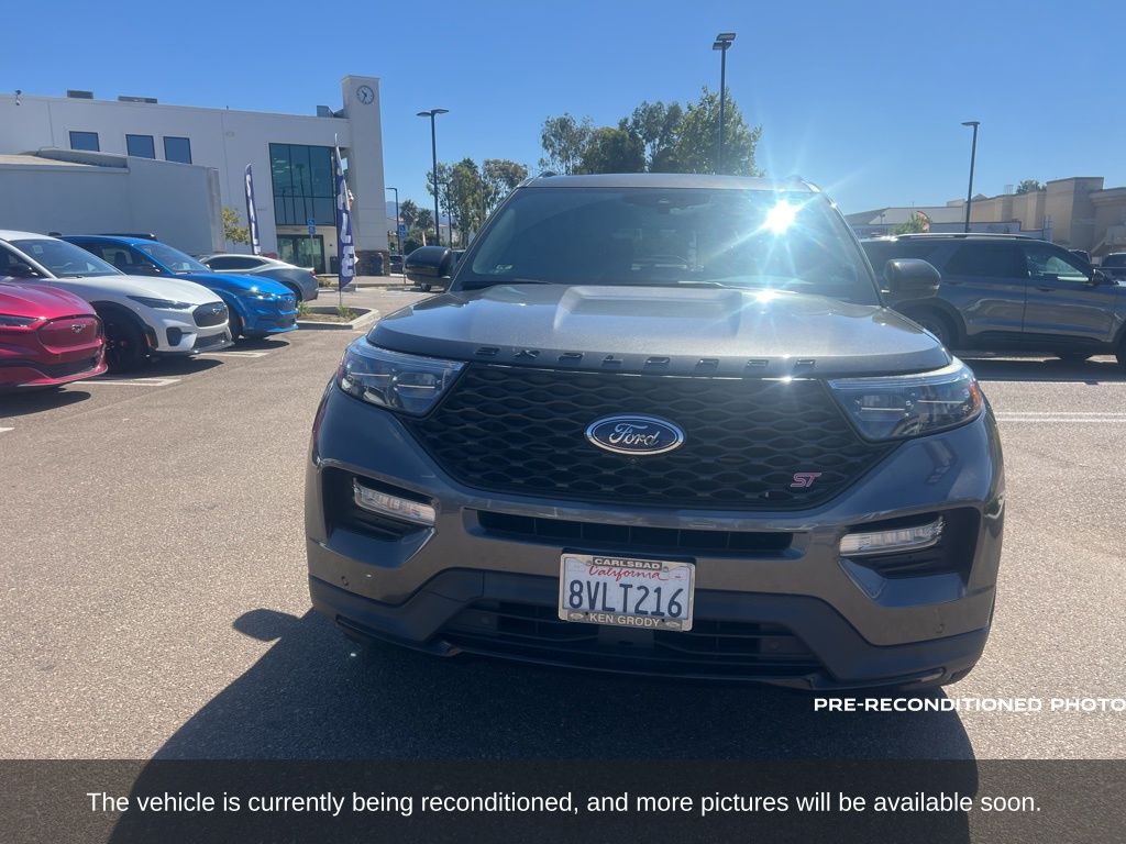 2020 Ford Explorer ST photo 2