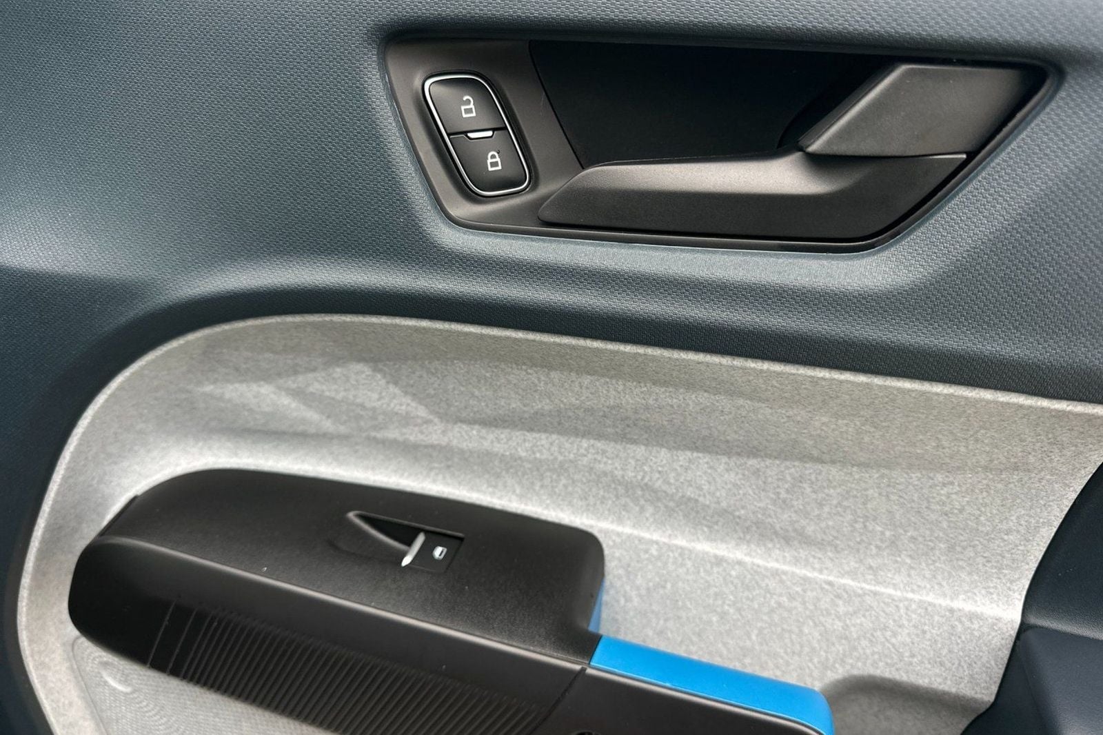 2025 Ford Maverick XLT - Photo 19