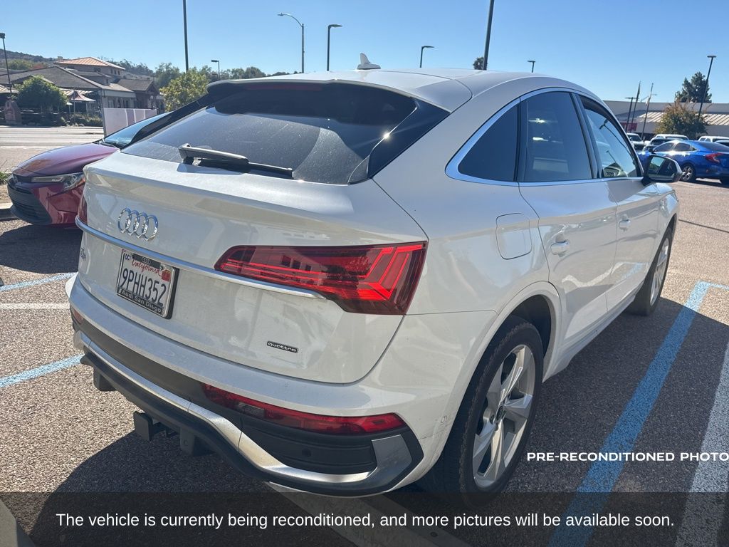 2024 Audi Q5 Sportback 45 S line Prestige photo 2