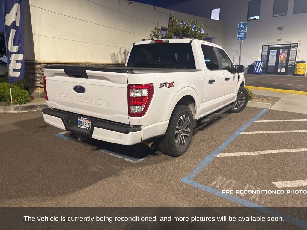 2021 Ford F-150 XL photo 2