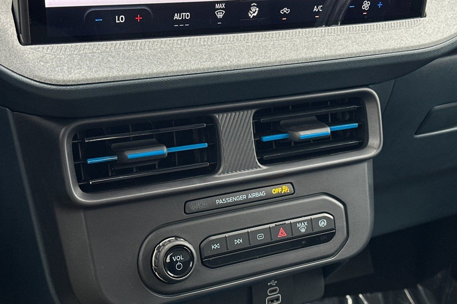 2025 Ford Maverick XLT - Photo 23