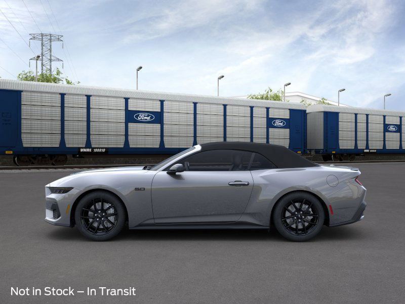 2025 Ford Mustang GT Premium Convertible photo 4