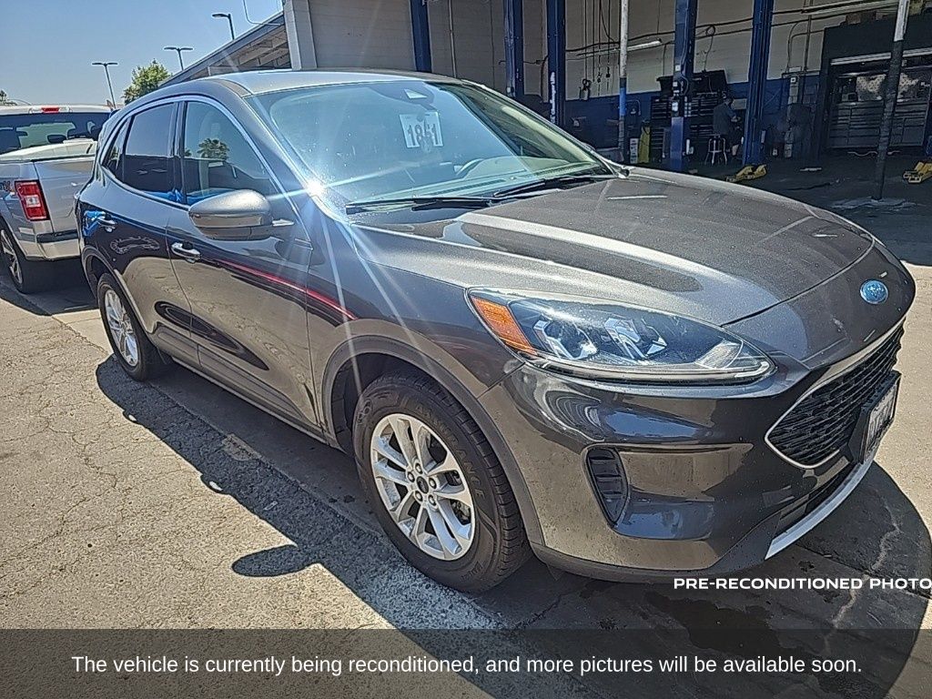 Used 2020 Ford Escape SE with VIN 1FMCU9G64LUB20621 for sale in Poway, CA