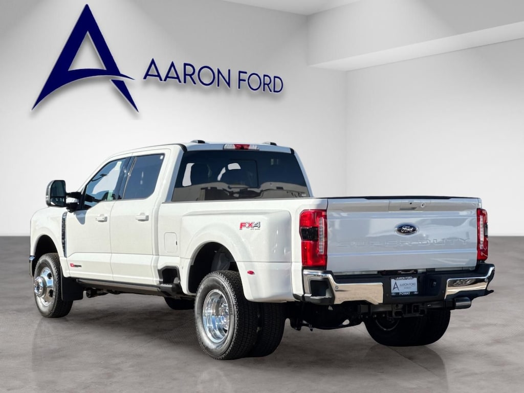New 2026 Ford F-350SD Lariat DRW Truck