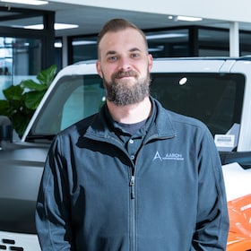 Staff member Tom Monson from ID_9c7f04