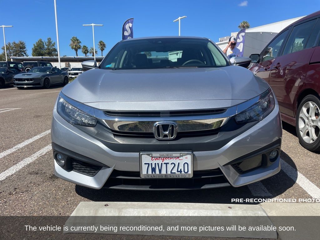 2017 Honda Civic Touring photo 2