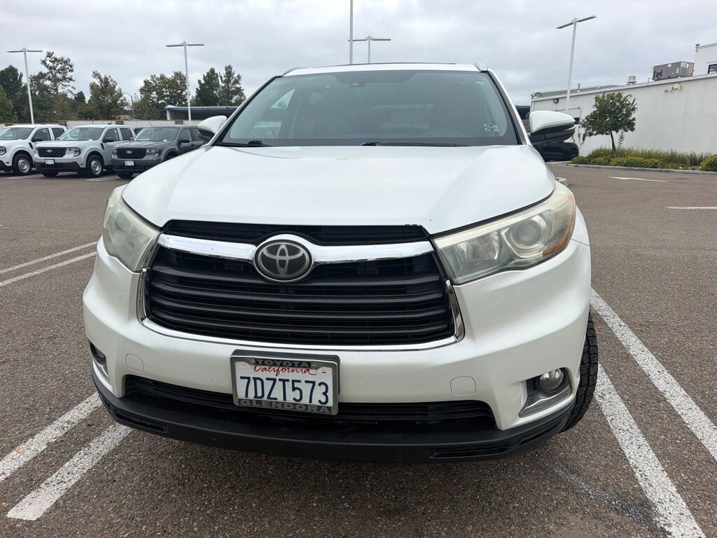 Used 2014 Toyota Highlander Limited Platinum V6 SUV
