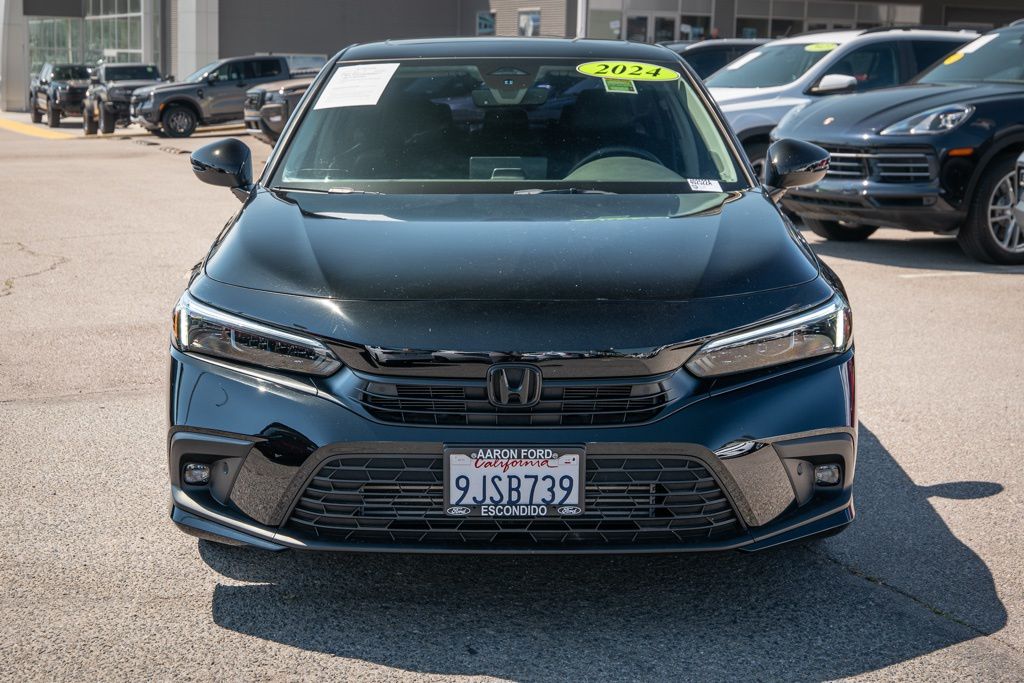 2024 Honda Civic Touring photo 2