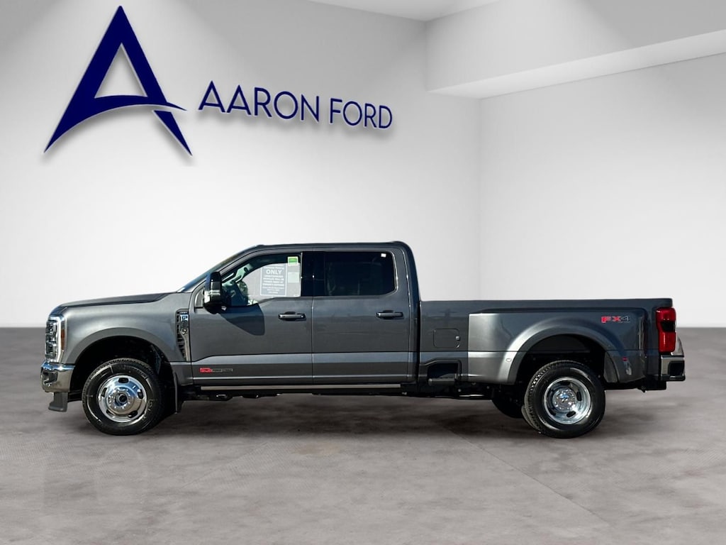 New 2026 Ford F-350SD Lariat Truck