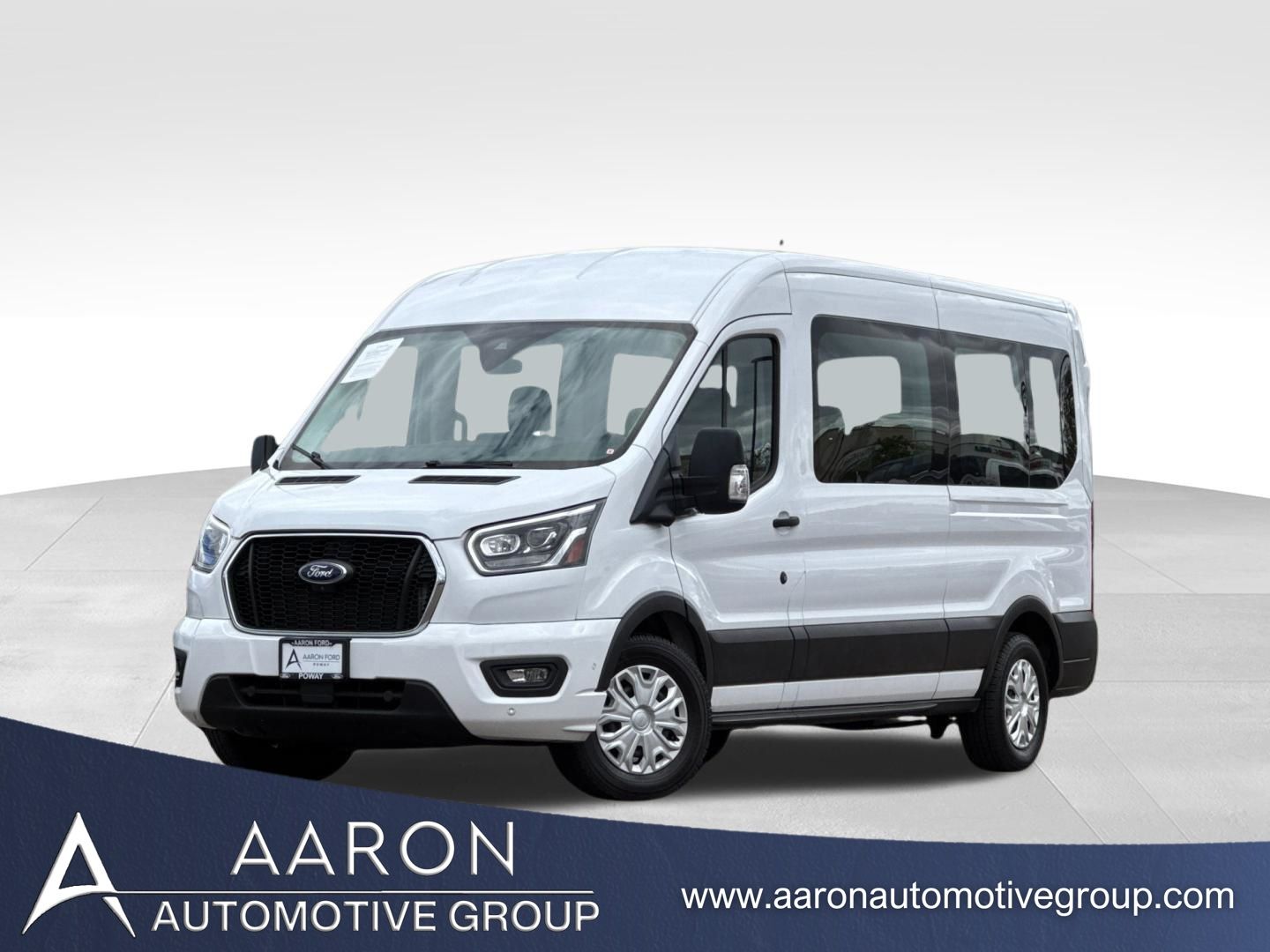 2023 Ford Transit 350 XLT Med Roof Sliding Pass. 148's photo