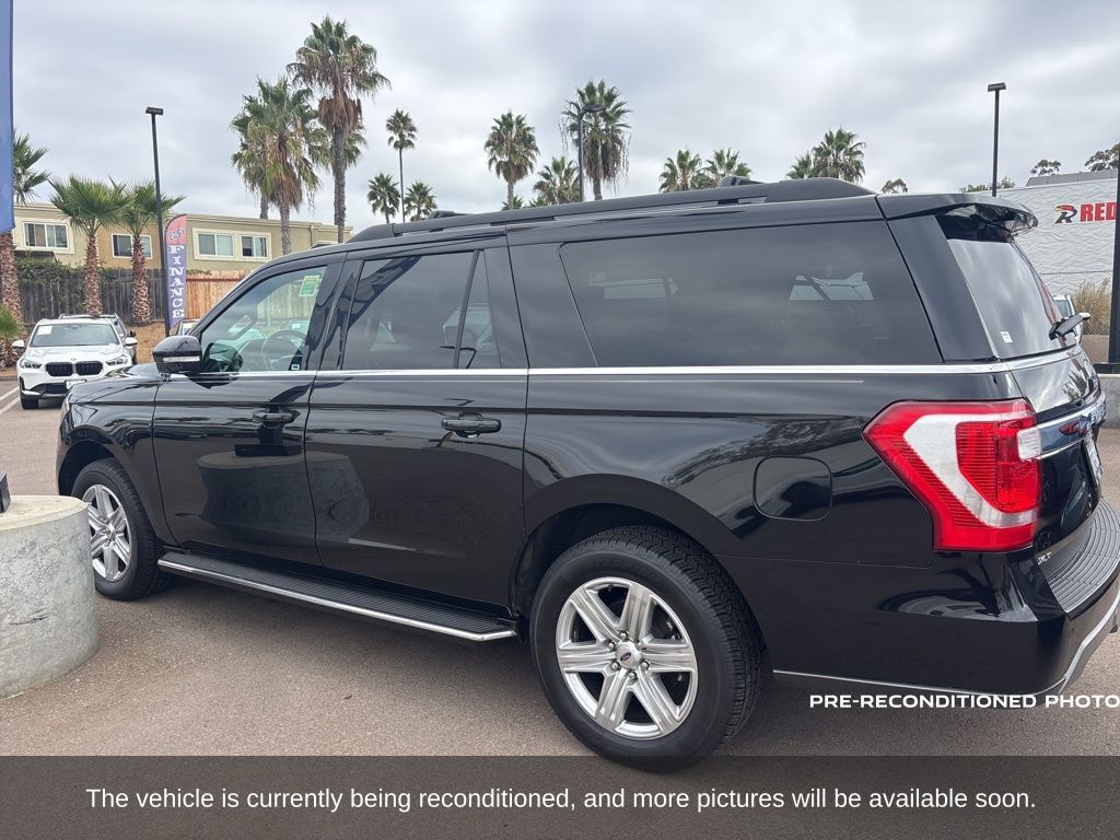 2021 Ford Expedition MAX XLT photo 2