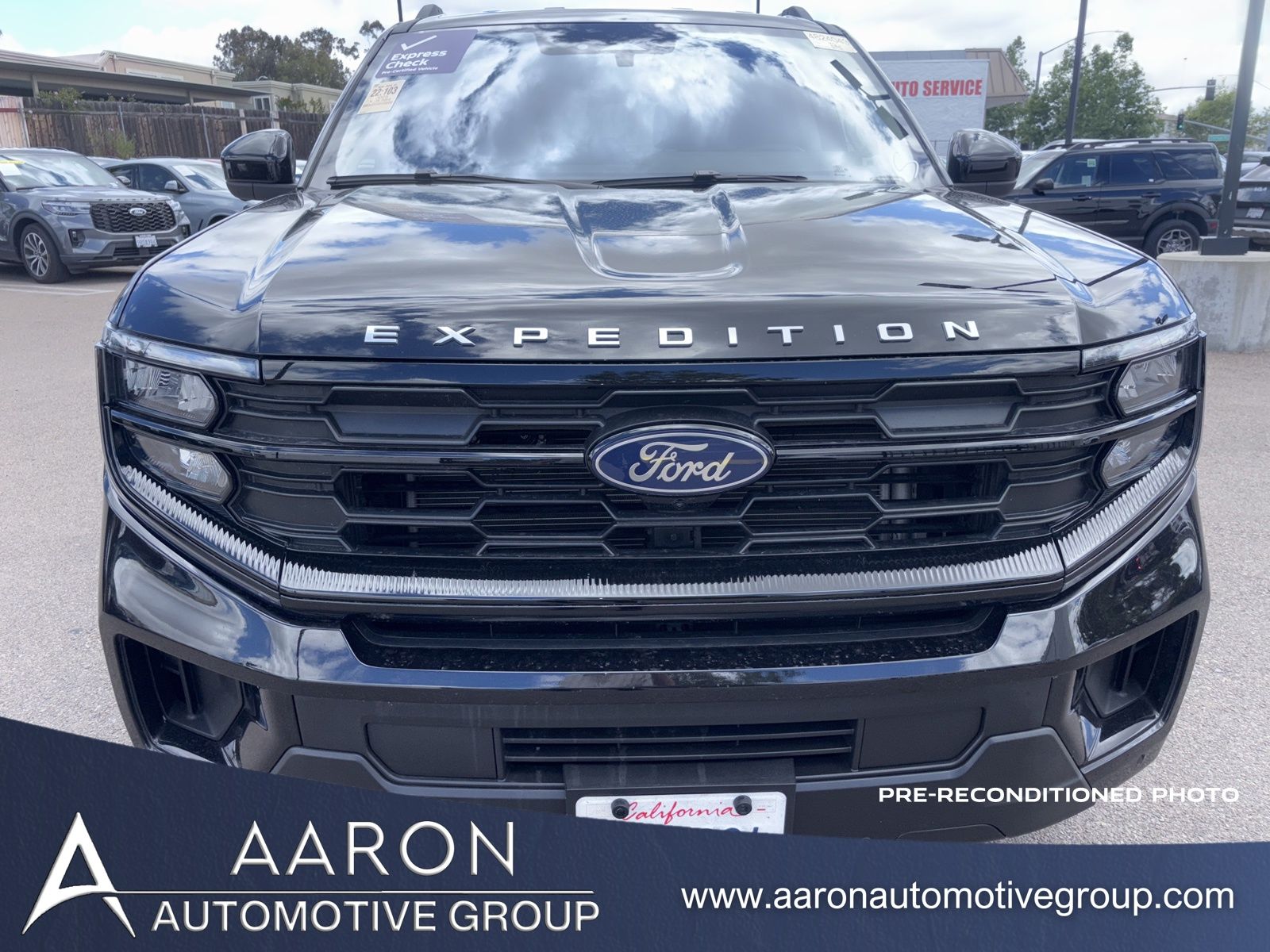 2025 Ford Expedition's photo