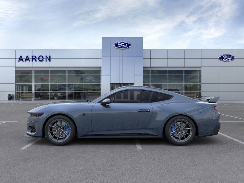2024 Ford Mustang Dark Horse Deluxe photo 3